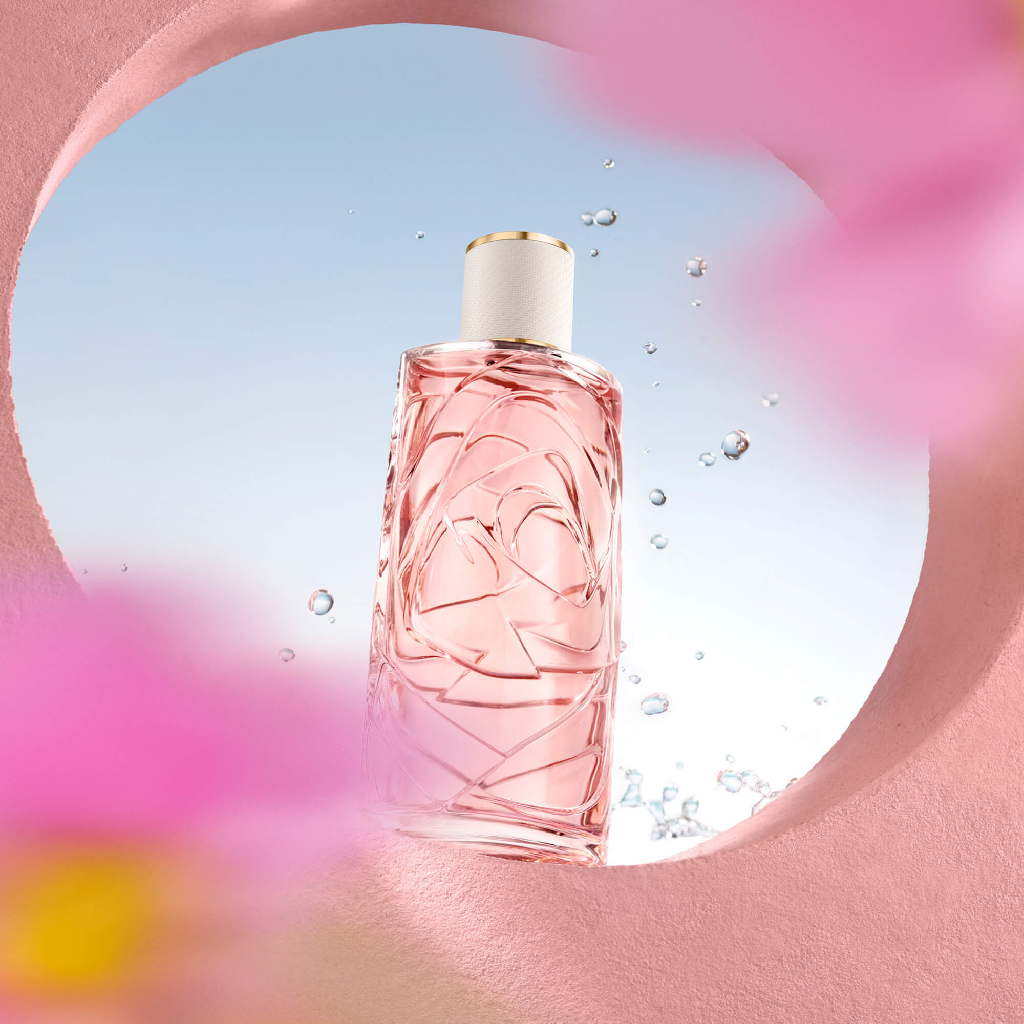 OVER THE TOP  - LES O DE LANCOME
